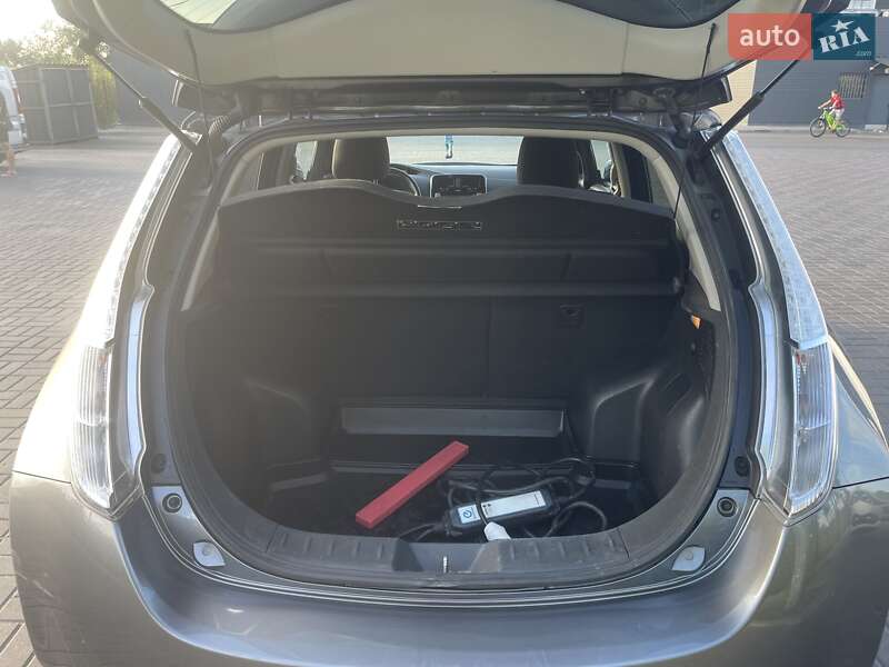 Хэтчбек Nissan Leaf 2014 в Днепре фото 10 Хэтчбек Nissan Leaf 2014 в Днепре