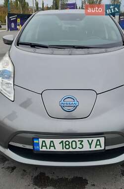 Хэтчбек Nissan Leaf 2016 в Киеве