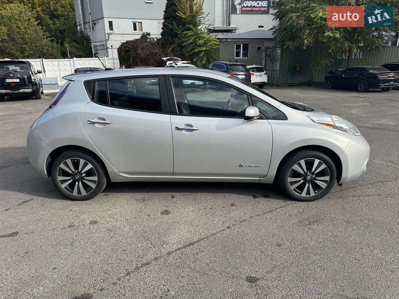 Хэтчбек Nissan Leaf 2013 в Одессе
