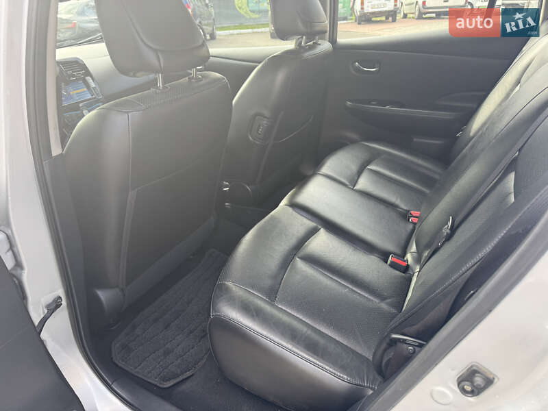 Хэтчбек Nissan Leaf 2013 в Одессе