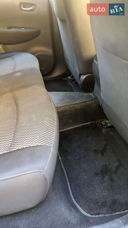 Хэтчбек Nissan Leaf 2014 в Киеве