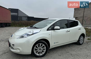 Хэтчбек Nissan Leaf 2011 в Львове