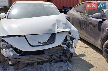 Хетчбек Nissan Leaf 2022 в 