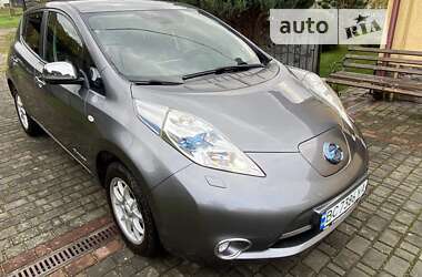 Хэтчбек Nissan Leaf 2014 в Львове