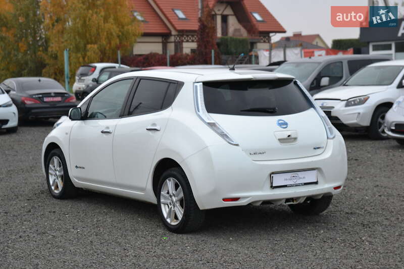 Хэтчбек Nissan Leaf 2013 в Луцке