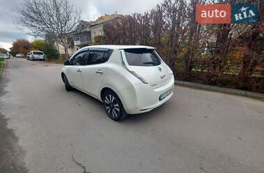 Хэтчбек Nissan Leaf 2016 в Тернополе