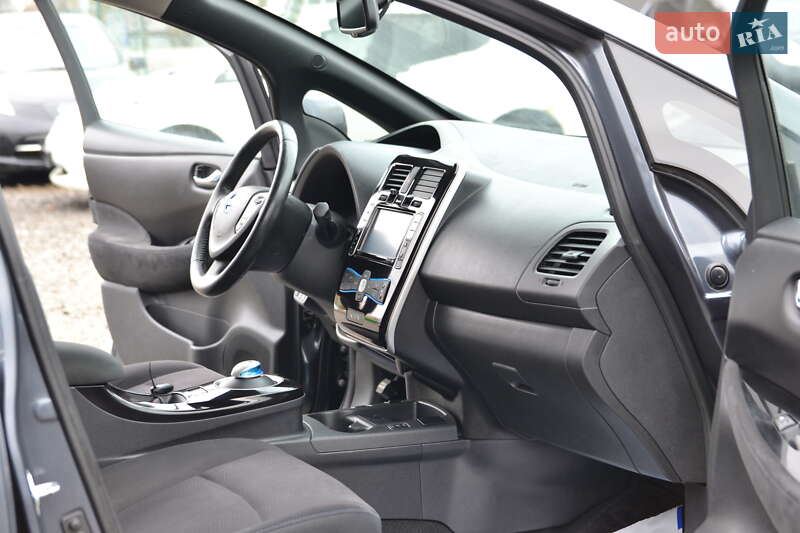Хетчбек Nissan Leaf 2014 в Луцьку