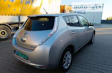 Хетчбек Nissan Leaf 2015 в Рівному