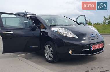 Хэтчбек Nissan Leaf 2015 в Ровно