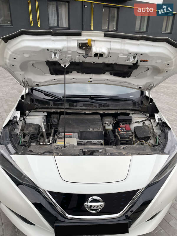 Хетчбек Nissan Leaf 2018 в Кременці