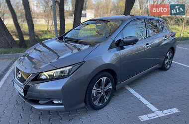 Хэтчбек Nissan Leaf 2018 в Хмельницком