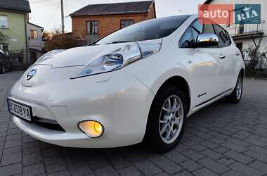 Хэтчбек Nissan Leaf 2014 в Львове