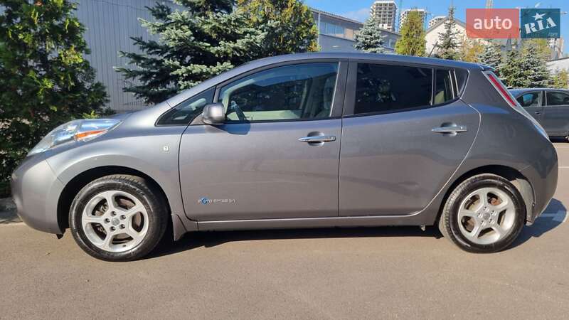 Хэтчбек Nissan Leaf 2014 в Киеве фото 2 Хэтчбек Nissan Leaf 2014 в Киеве