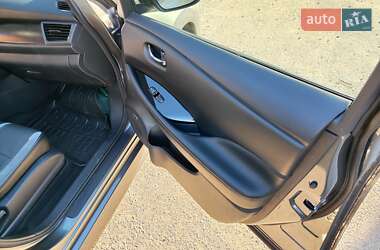 Хэтчбек Nissan Leaf 2020 в 