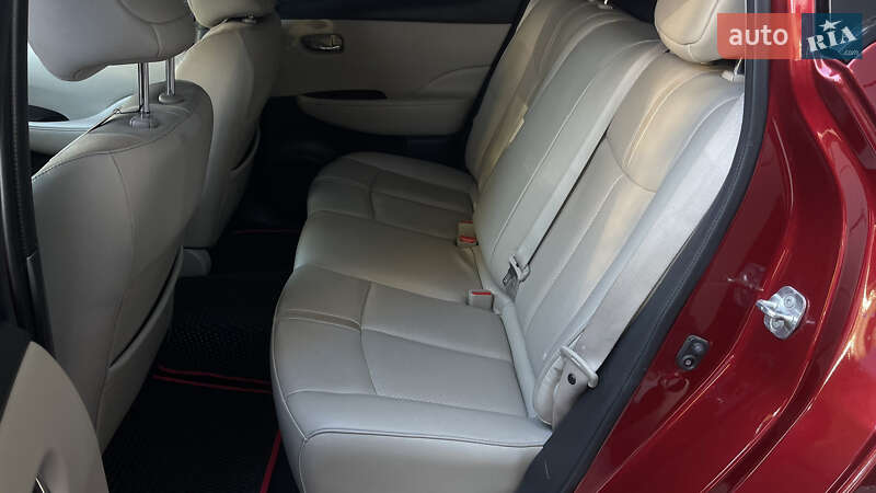 Хэтчбек Nissan Leaf 2018 в Одессе