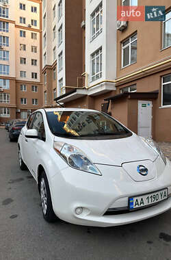 Хетчбек Nissan Leaf 2013 в Софіївській Борщагівці