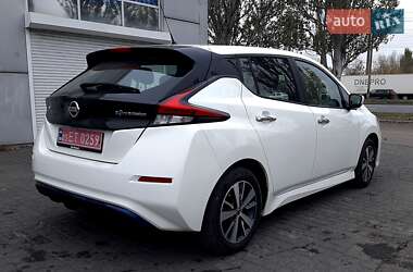 Хетчбек Nissan Leaf 2019 в Дніпрі