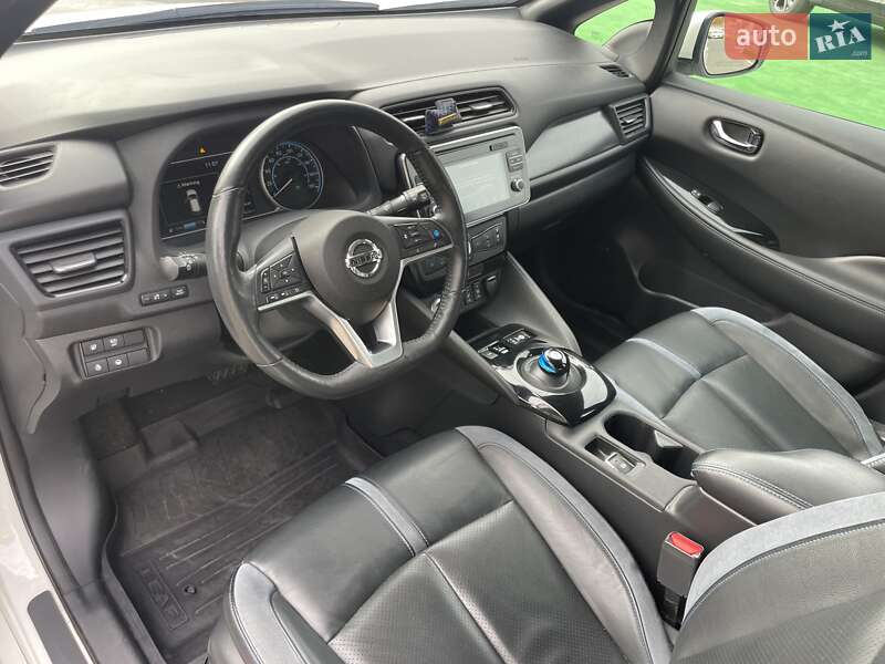 Хэтчбек Nissan Leaf 2018 в Одессе