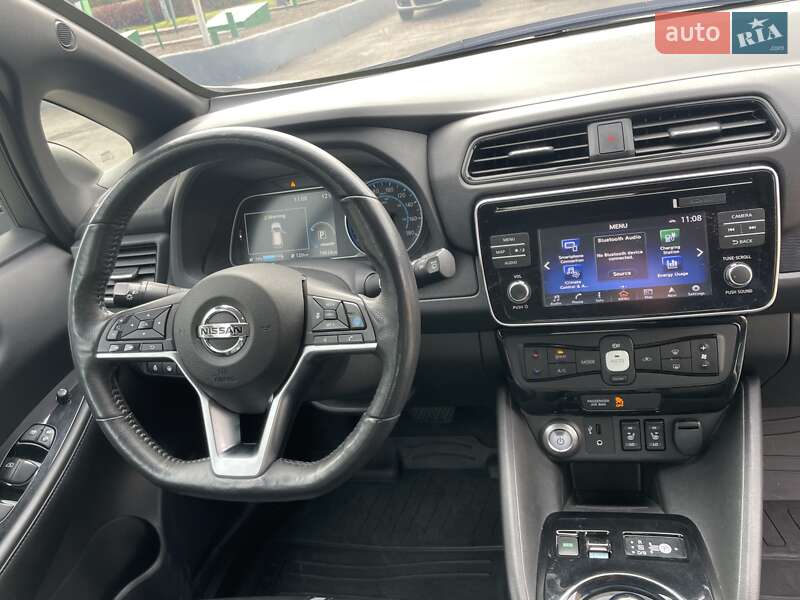 Хэтчбек Nissan Leaf 2018 в Одессе