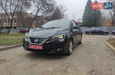 Хэтчбек Nissan Leaf 2019 в Львове