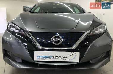 Хэтчбек Nissan Leaf 2018 в Киеве