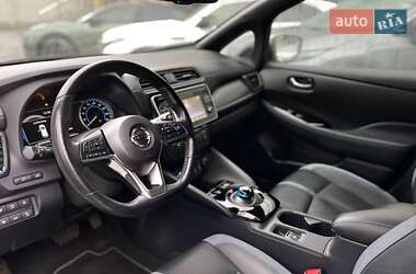 Хетчбек Nissan Leaf 2019 в 