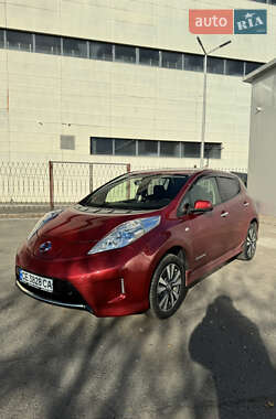 Хэтчбек Nissan Leaf 2014 в Черновцах