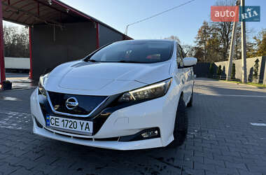 Хэтчбек Nissan Leaf 2018 в Черновцах