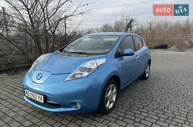 Хэтчбек Nissan Leaf 2011 в Виннице