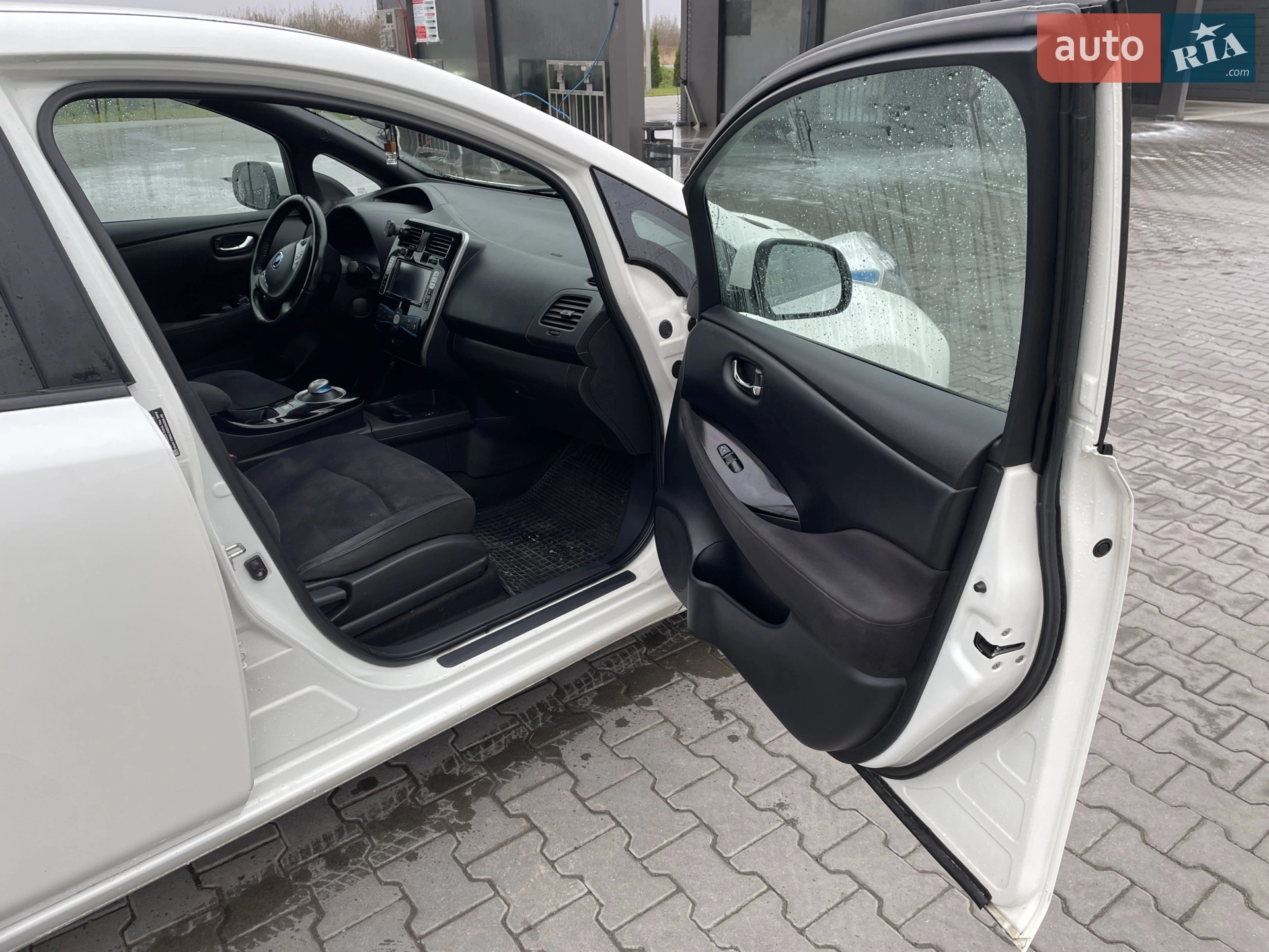 2017 Nissan Leaf - мініатюра 11