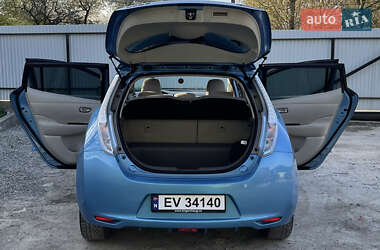 Хетчбек Nissan Leaf 2011 в Недобоївцях