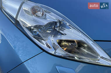 Хетчбек Nissan Leaf 2011 в Недобоївцях