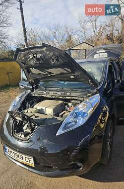 Хэтчбек Nissan Leaf 2016 в Житомире