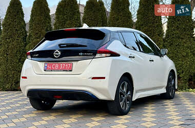 Хэтчбек Nissan Leaf 2021 в Самборе