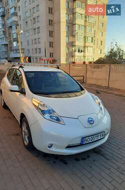 Хетчбек Nissan Leaf 2013 в Хмельницькому