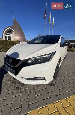 Хэтчбек Nissan Leaf 2019 в Стрые