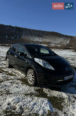 Хетчбек Nissan Leaf 2013 в Чернівцях