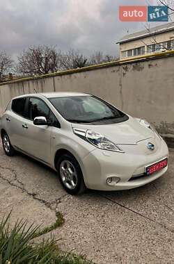 Хетчбек Nissan Leaf 2013 в Одесі