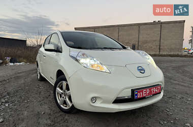 Хэтчбек Nissan Leaf 2013 в Львове