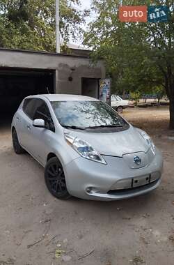 Хэтчбек Nissan Leaf 2013 в Харькове