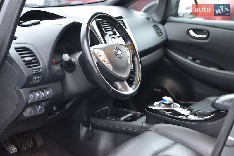 Хетчбек Nissan Leaf 2015 в Луцьку фото 17 Хетчбек Nissan Leaf 2015 в Луцьку
