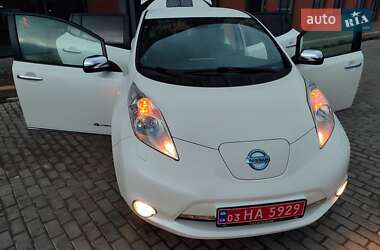 Хэтчбек Nissan Leaf 2014 в Львове