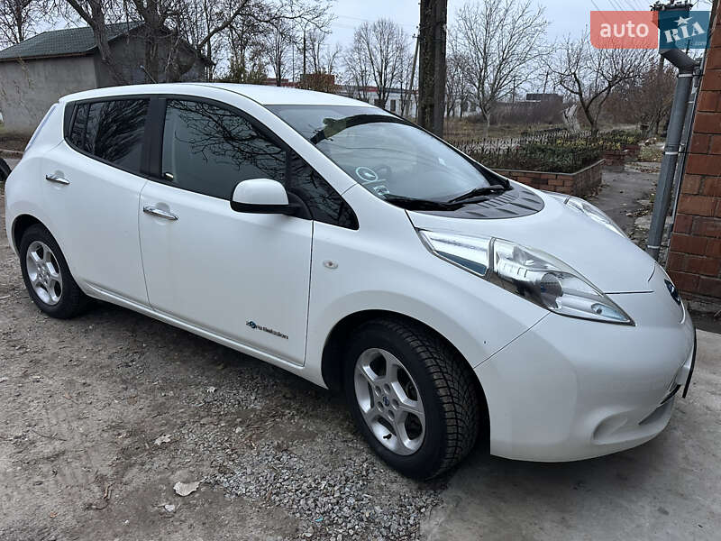 Nissan Leaf 2014