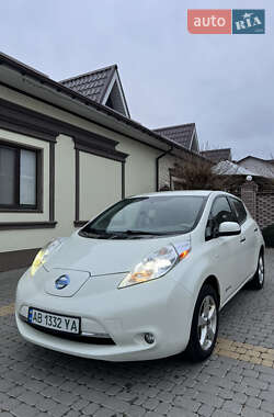 Хетчбек Nissan Leaf 2011 в Тульчині