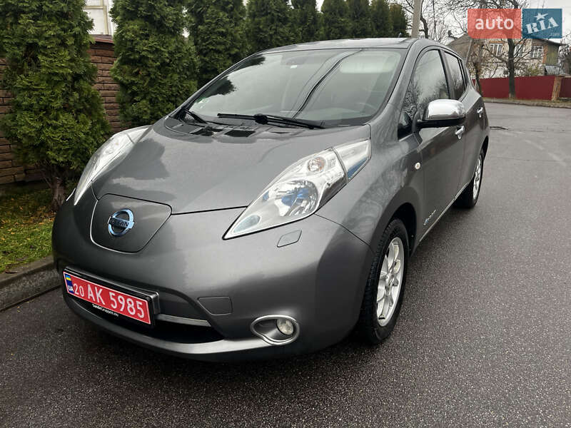 Хетчбек Nissan Leaf 2013 в Вінниці