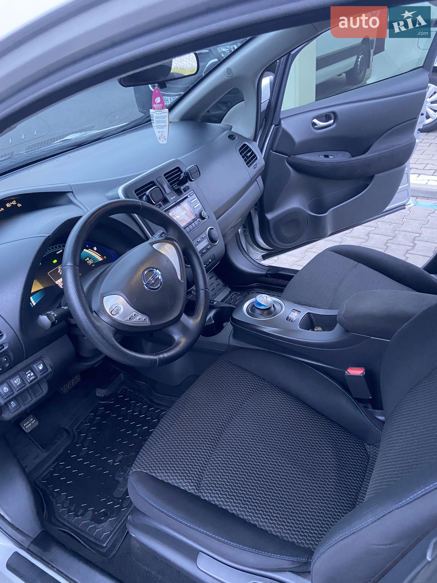 2014 Nissan Leaf - мініатюра 10