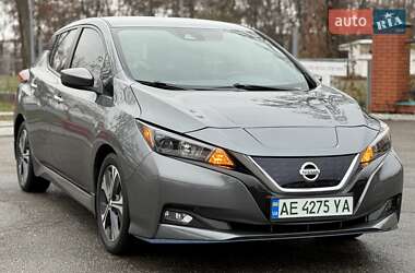 Хетчбек Nissan Leaf 2021 в Дніпрі