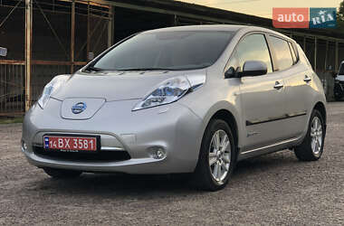 Хетчбек Nissan Leaf 2012 в Городку