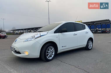 Хетчбек Nissan Leaf 2015 в Львові