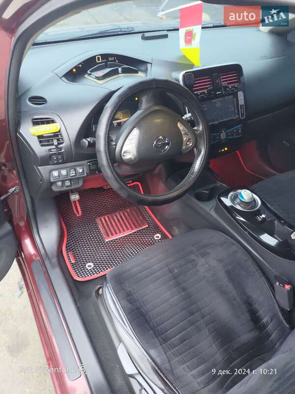 Хэтчбек Nissan Leaf 2016 в Одессе фото 6 Хэтчбек Nissan Leaf 2016 в Одессе